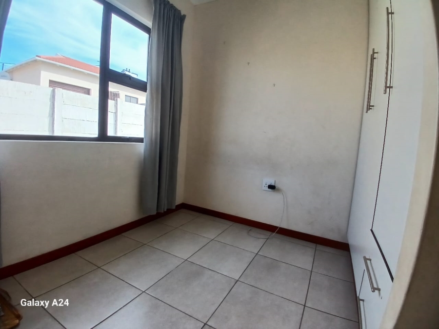 2 Bedroom Property for Sale in Graceland Eastern Cape